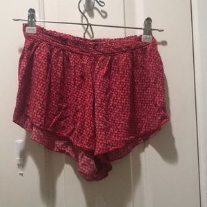 red floral flowy shorts